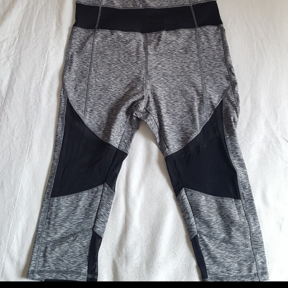 Electric Yoga Cool Up In Mesh Capri - Picture 3 of 6